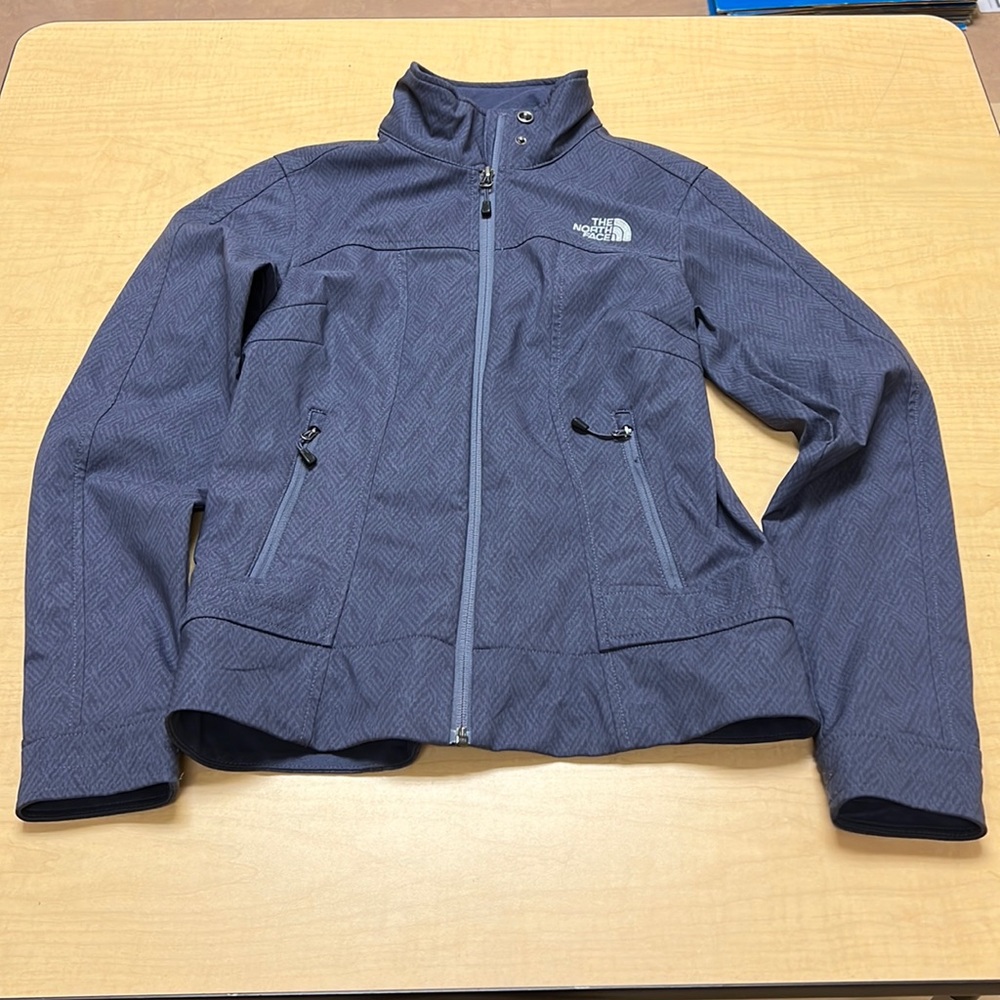 North Face women’s‎ jacket, size small